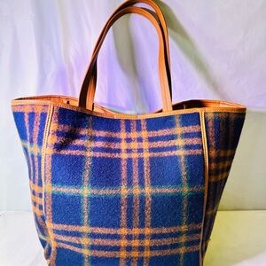 Shiraleah Navy and Tan Plaid Tote